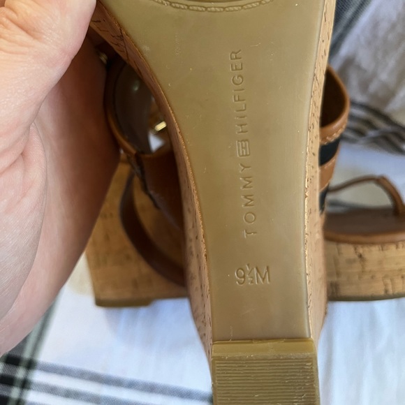 Tommy Hilfiger Wedge Sandals Size 9.5 - Picture 9 of 16